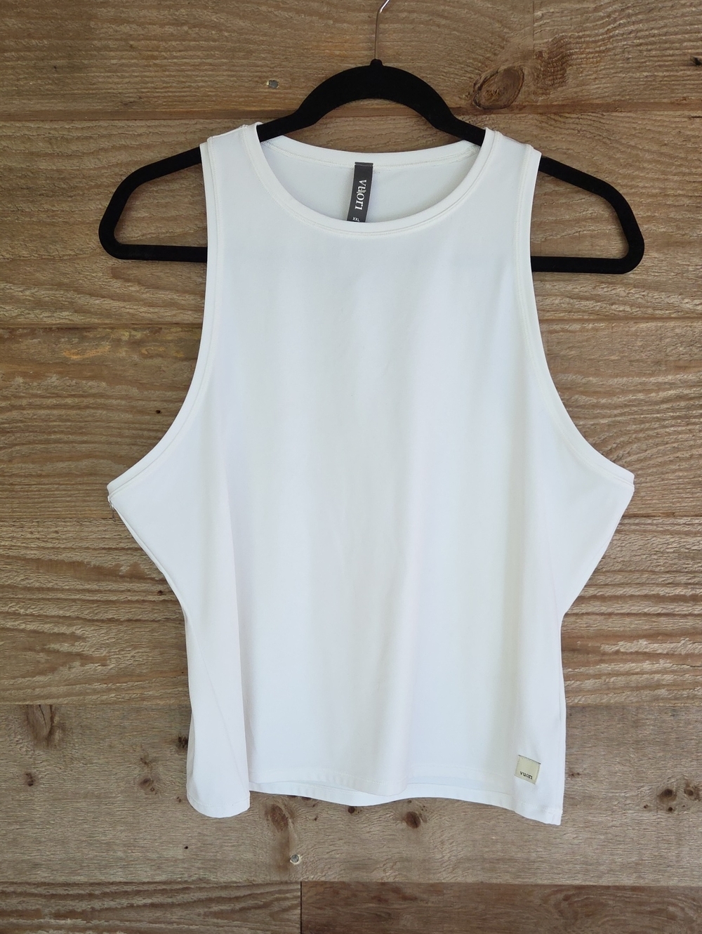 Vuori Size XXL All The Feels White High-Neck Performance Tank